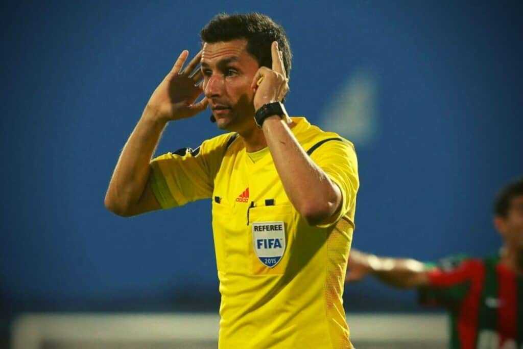 Ο πορτογάλος Μαρτίνς στο Αιντραχτ – Ολυμπιακός, ο βέλγος Λάμπρεχτς στο Κοπεγχάγη – ΠΑΟΚ