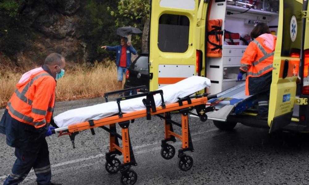 Φορτηγό «βούτηξε» σε γκρεμό 60 μέτρων – Νεκρός 53χρονος οδηγός