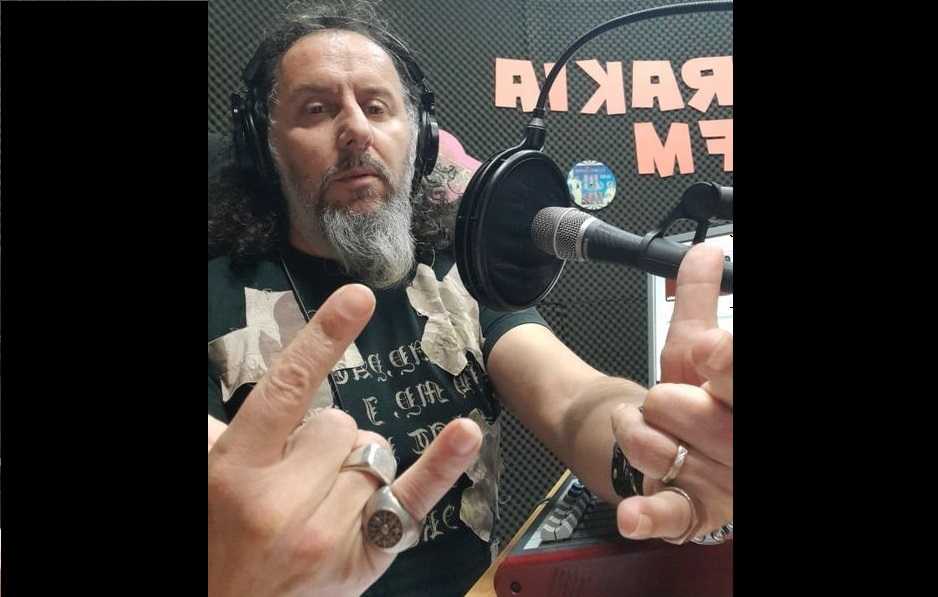 Νύχτες φτιαγμένες από μέταλλο με τον Γιάννη Πάνου κάθε Παρασκευή βράδυ στις 10:00. στον Amvrakia Fm