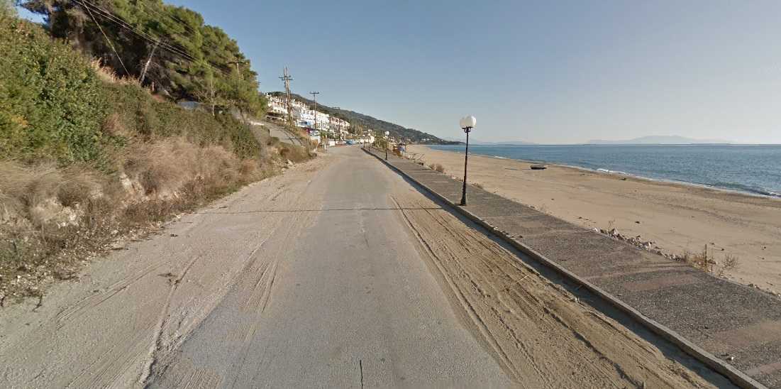 “Τάξη” στα προβλήματα που παρουσιάζονται στην παραλιακή οδό Λούτσας-Βράχου βάζει ο Δήμος Πάργας