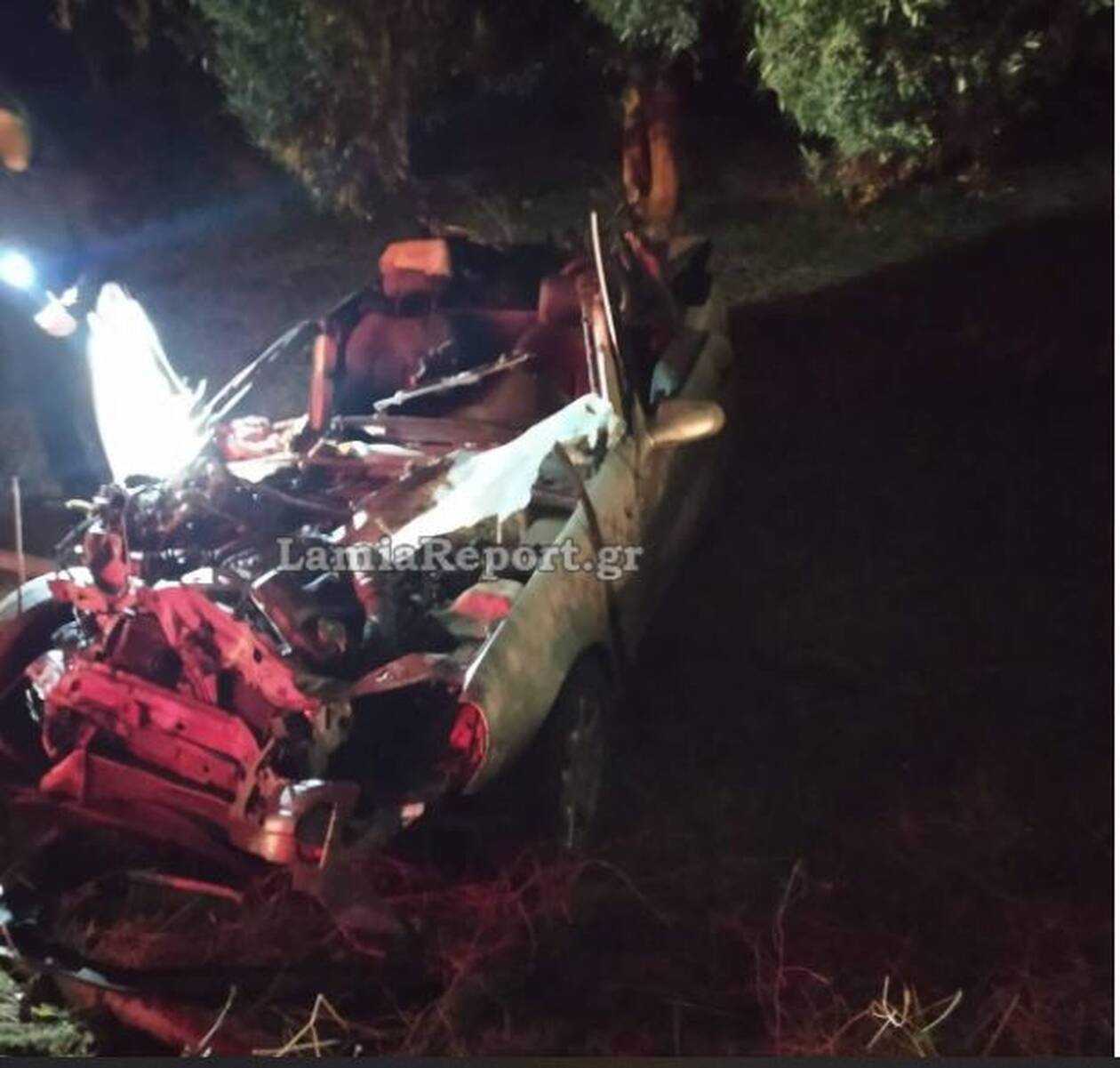 Θρήνος για τον 30χρονο που σκοτώθηκε ακαριαία σε τροχαίο