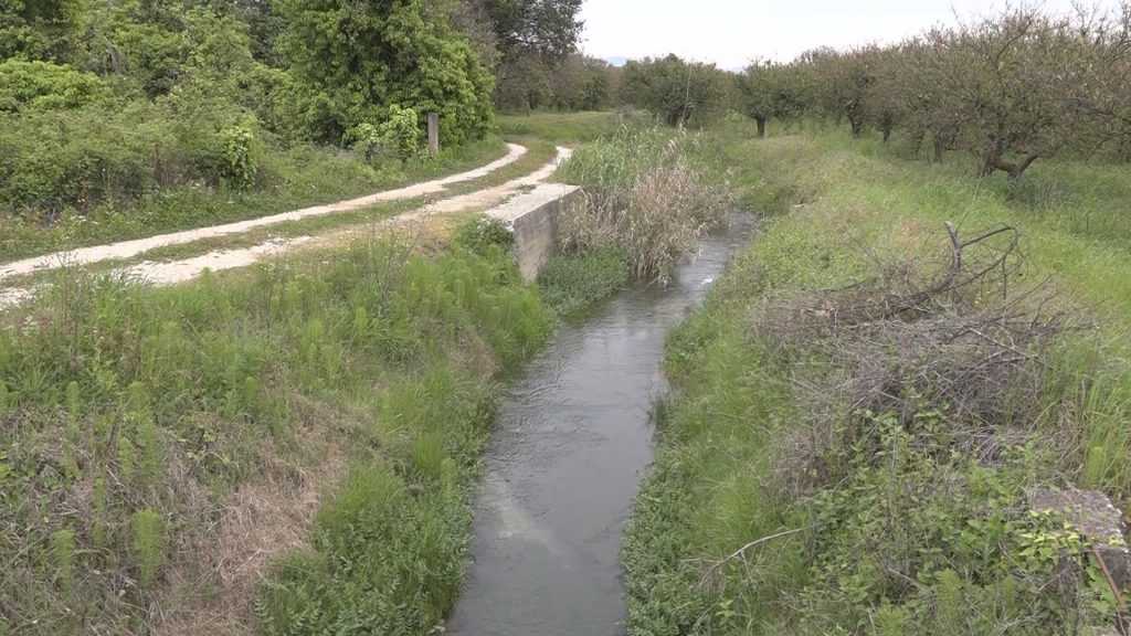 Δημοπρατείται το έργο «Επένδυση κεντρικού αρδευτικού αύλακα Βλαχέρνα – Γραμμενίτσα – Ρόκκα