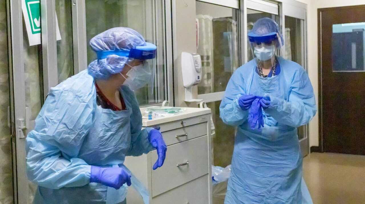 Ξέφυγε η κατάσταση! Σοκαριστικό ρεκόρ με 8.613 νέα κρούσματα και 46 θανάτους το τελευταίο 24ωρο!