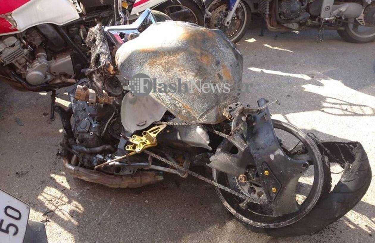 Φρικτό τροχαίο: Διαμελίστηκε οδηγός μηχανής μετά από σύγκρουση σε κολώνα