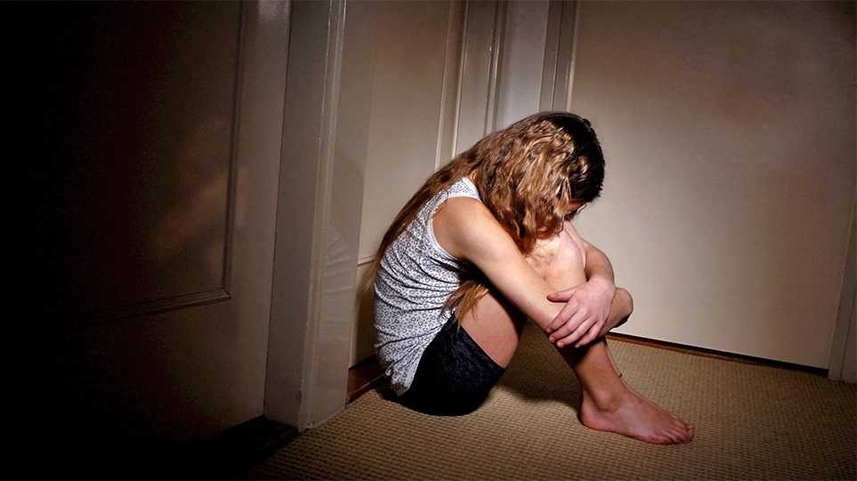 Κάθειρξη 18 ετών στον 63χρονο που κακοποιούσε σεξουαλικά την ανιψιά του – Είχε 169 φρικιαστικά αρχεία