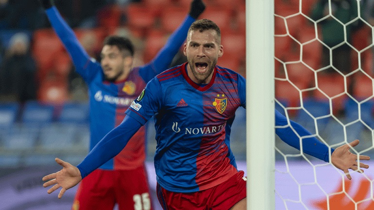 Conference League: Πρωτιά για τη Βασιλεία, 3-0 την Καραμπάχ