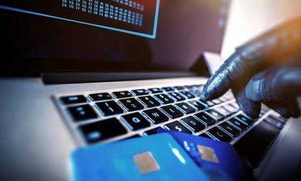 Ηλεκτρονική απάτη με «λεία» 10.000 ευρώ στην Άρτα 