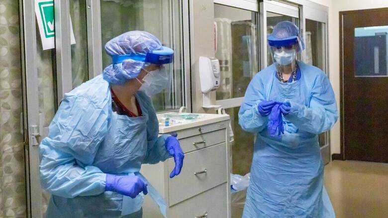 Κορονοϊός: Έσπασε το φράγμα του 1.000.000 κρουσμάτων στη χώρα