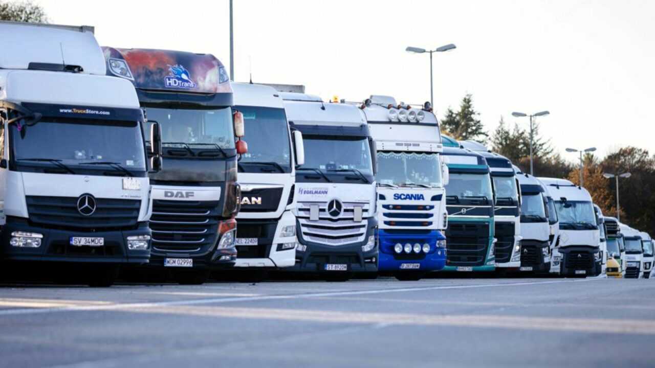 Ελλάδα: “Τέλος” τα παλαιά φορτηγά από τον Ιανουάριο του 2022! Ανάστατη η αγορά των επαγγελματικών οχημάτων 