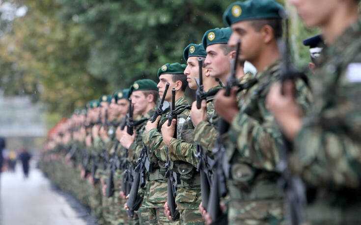 Έρχεται υποχρεωτικός εμβολιασμός στις Ένοπλες Δυνάμεις – Τι σχεδιάζει η κυβέρνηση