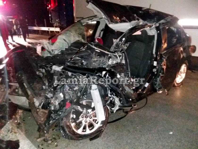 Τρομακτικό τροχαίο ατύχημα μεταξύ νταλίκας και αυτοκινήτου – Δύο σοβαρά τραυματίες