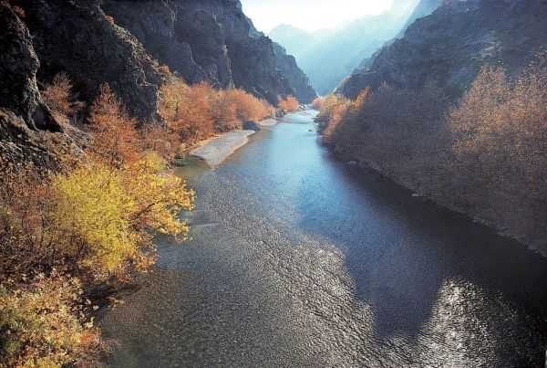 Μελέτη για την οριοθέτηση του ποταμού Αώου με προϋπολογισμό 1,2 εκατομμύρια ευρώ.