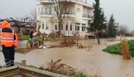 Κακοκαιρία «Διομήδης»: Δύο νεκροί σε Σέρρες και Καρδίτσα