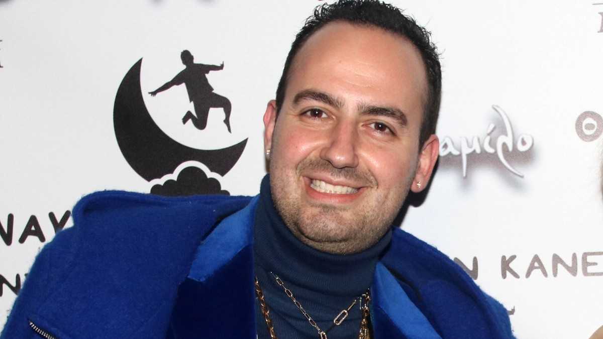 Μαυρίκιος Μαυρικίου: Πρόταση γάμου στην Αράχωβα – Το εντυπωσιακό μονόπετρο που χάρισε στη σύντροφό του