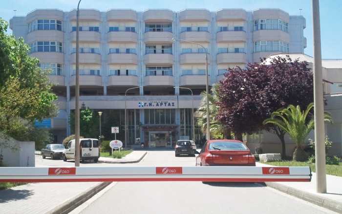 Οικογενειακή τραγωδία στην Άρτα: Στο νοσοκομείο με καρδιολογικό πρόβλημα ο πατέρας του 16χρονου