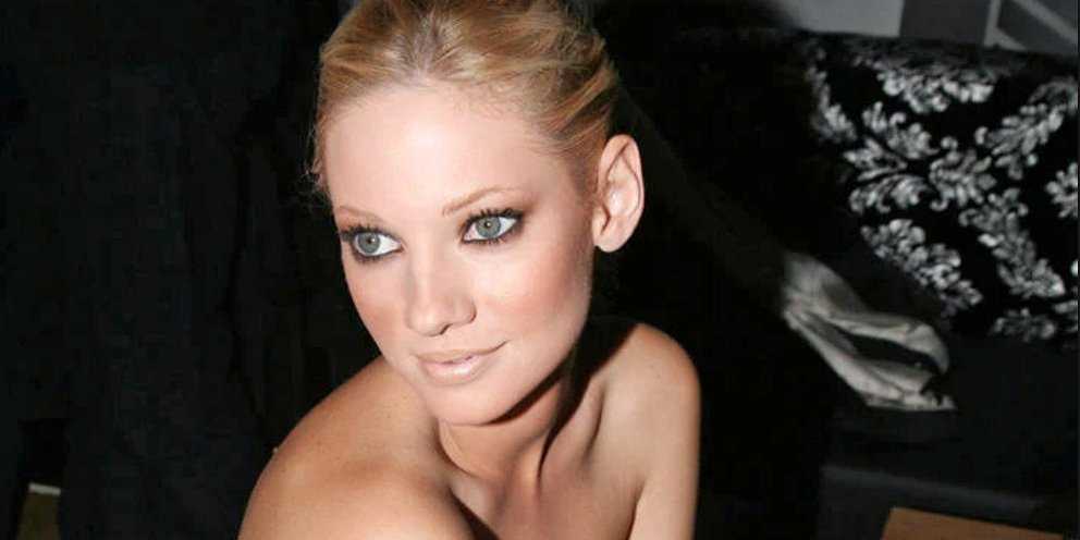 Η Αλεξανδράτου… επέστρεψε – Διέρρευσαν ακατάλληλες φωτογραφίες της