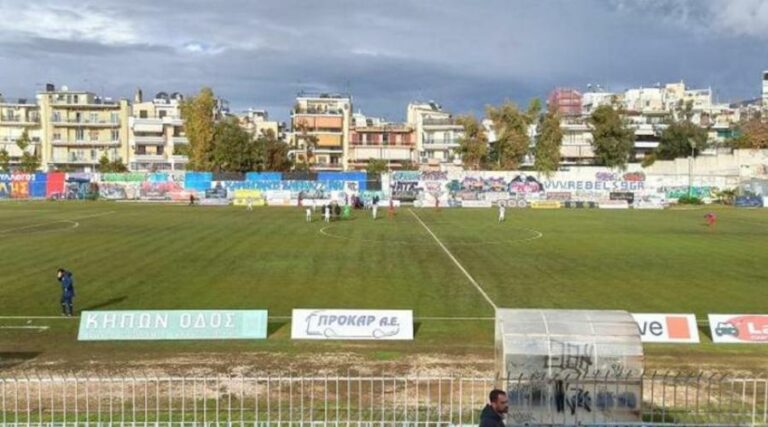 ΝΕΟ ΣΟΚ στο ποδόσφαιρο! Αθλητής κατέρρευσε την ώρα του αγώνα και έφυγε απο τη ζωή