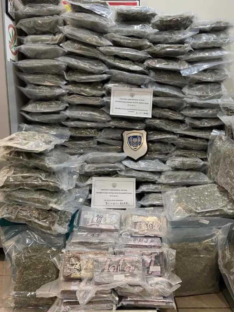 Πάτρα: Μεγάλες ποσότητες κοκαΐνης και κάνναβης εντοπίστηκαν σε φορτηγά στο λιμάνι