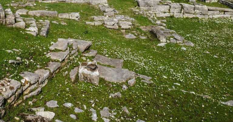 Αναξιοποίητο και άγνωστο παραμένει το ταφικό μνημείο, που ανακαλύφτηκε το 2007 στη Ρίζιανη Θεσπρωτίας.  