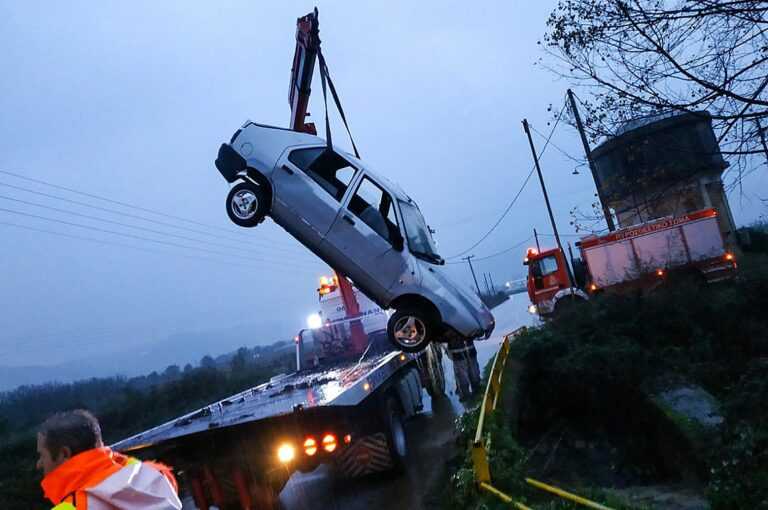 Τραγωδία: Άνδρας έπεσε με το αυτοκίνητό του σε ρέμα και σκοτώθηκε 
