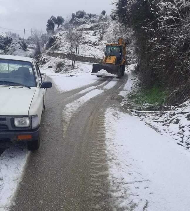 Στα λευκά «ντύθηκαν» χωριά στον ορεινό όγκο του Δήμου Πρέβεζας