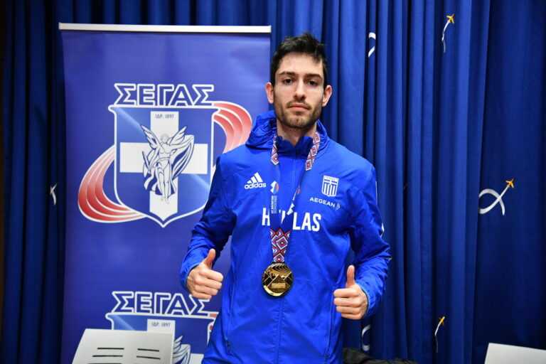 Στην Αθήνα ο Τεντόγλου: Νευρίασα μετά το πρώτο άκυρο άλμα – Ήθελα κάτι καλύτερο