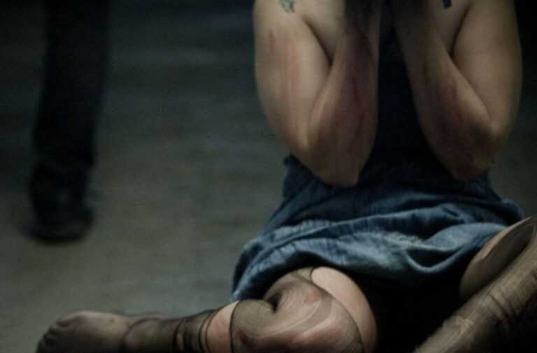 Φρικιαστική ομολογία: Βίασα την ανάπηρη κόρη μου «γιατί μπήκε ο Σατανάς μέσα μου»