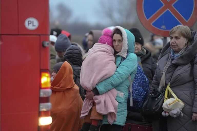 Στα Ιωάννινα έφτασαν αργά το βράδυ οι πρώτοι πρόσφυγες από την Ουκρανία