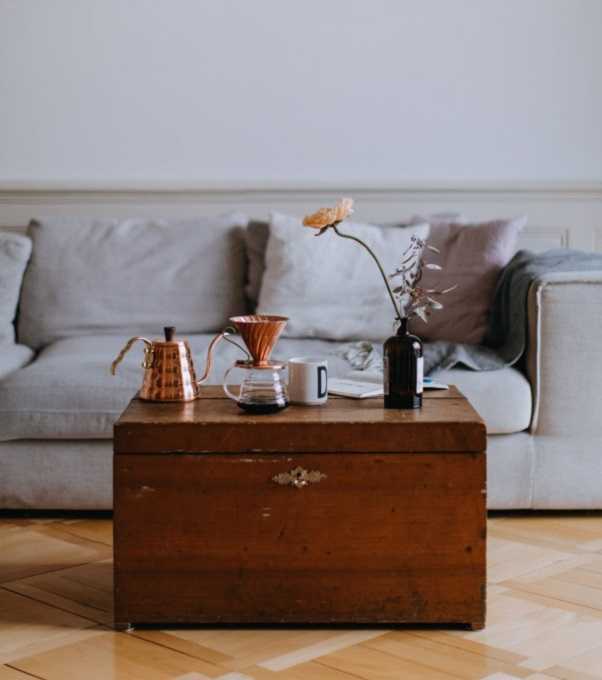 Οι γωνιακοί καναπέδες είναι ίδιοι με τους τμηματικούς καναπέδες;