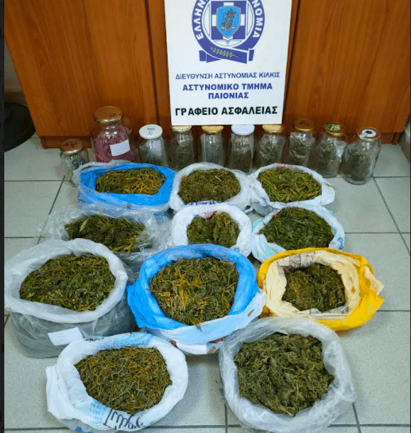 Εκρυβε 2,5 κιλά κάνναβη στο ψυγείο και τον καταψύκτη του σπιτιού του