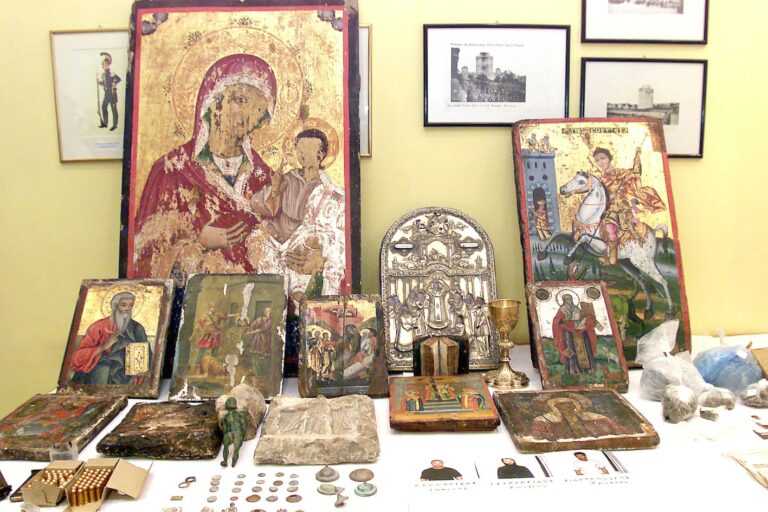 Κλεμμένες εικόνες από ναούς παρακρατεί η Μητρόπολη Ιωαννίνων!