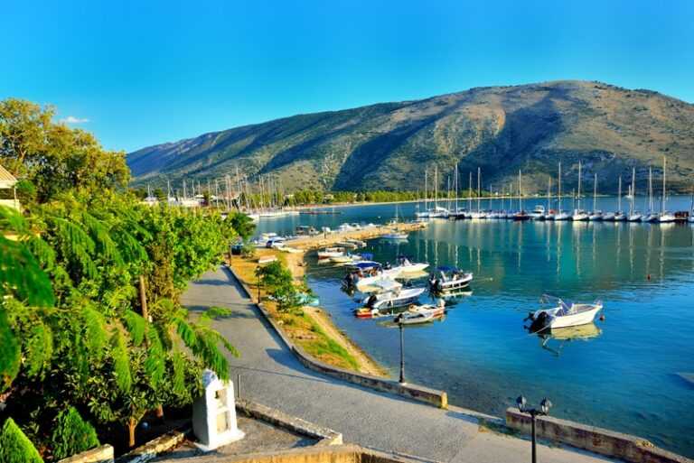 Ετοιμάζονται στα παράλια της Θεσπρωτίας Πλαταριά, Σύβοτα, Πέρδικα για την τουριστική περίοδο..