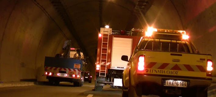 Κλειστή η Εγνατία Οδός –  Στις φλόγες βυτιοφόρο όχημα