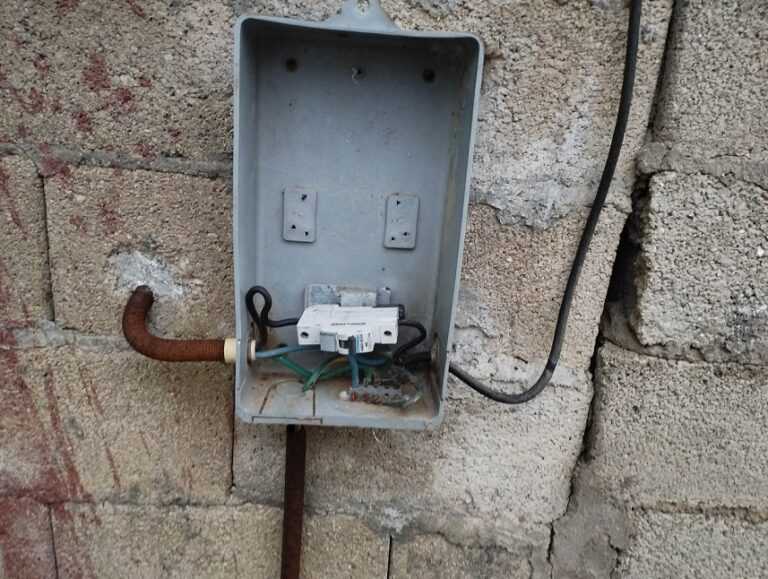 Έκλεβε και ρεύμα ο Αρτινός Δημοσιογράφος με τον σταθμό που εξέπεμπε παράνομα