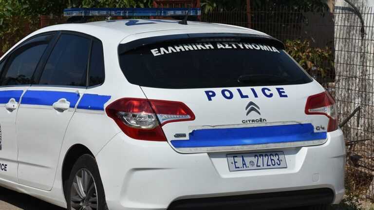 Τραγικό: Ηλικιωμένος με άνοια πάτησε και σκότωσε τη γυναίκα του με το αυτοκίνητο που οδηγούσε