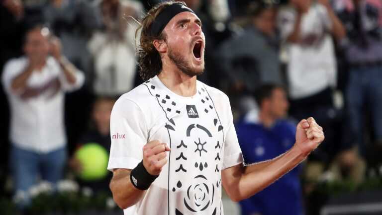 O Τσιτσιπάς ρίχνεται στη «μάχη» για μια θέση στους «8»