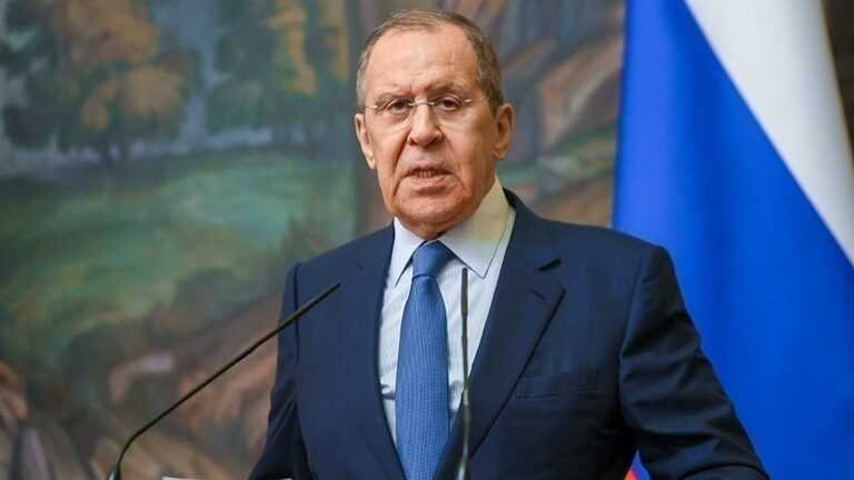 Ο Λαβρόφ απάντησε στις φήμες για τα προβλήματα υγείας του Πούτιν