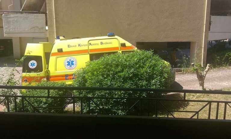 Τραγωδία: Νεκρή γυναίκα που έπεσε από τον 3ο όροφο πολυκατοικίας