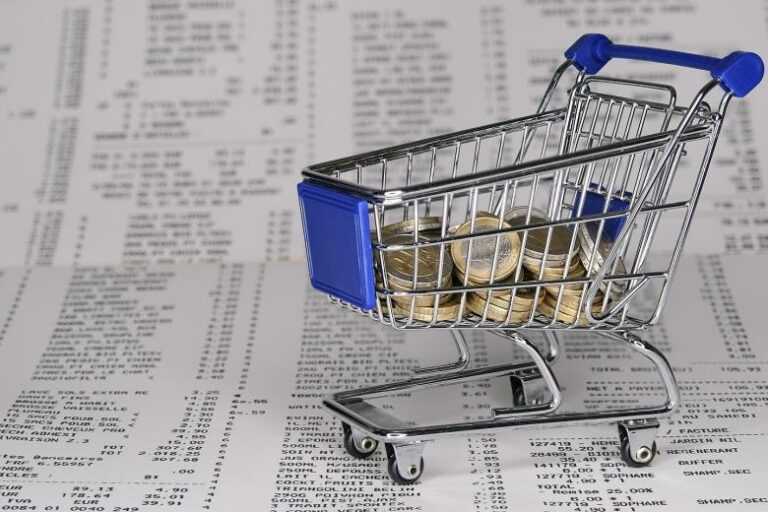 Η τέλεια καταιγίδα στα τρόφιμα – Ντόμινο αυξήσεων, SOS για το ζωϊκό κεφάλαιο και στο βάθος ελλείψεις