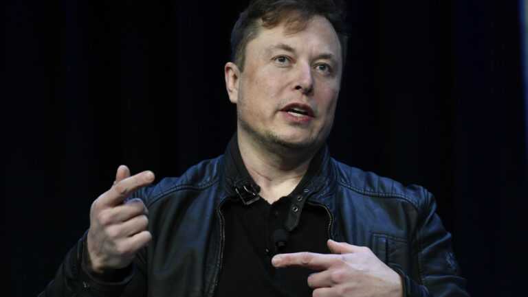 Ίλον Μάσκ: Χωρίς χρέωση το Twitter για τους περιστασιακούς χρήστες