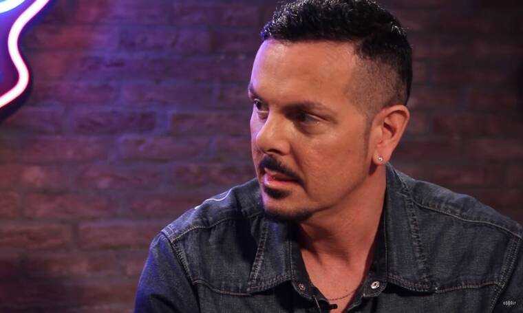 Νίκος Βουρλιώτης: «Με την Όλγα έχουμε έναν χρόνο που έχουμε χωρίσει, αλλά μένουμε όλοι μαζί με το παιδί»