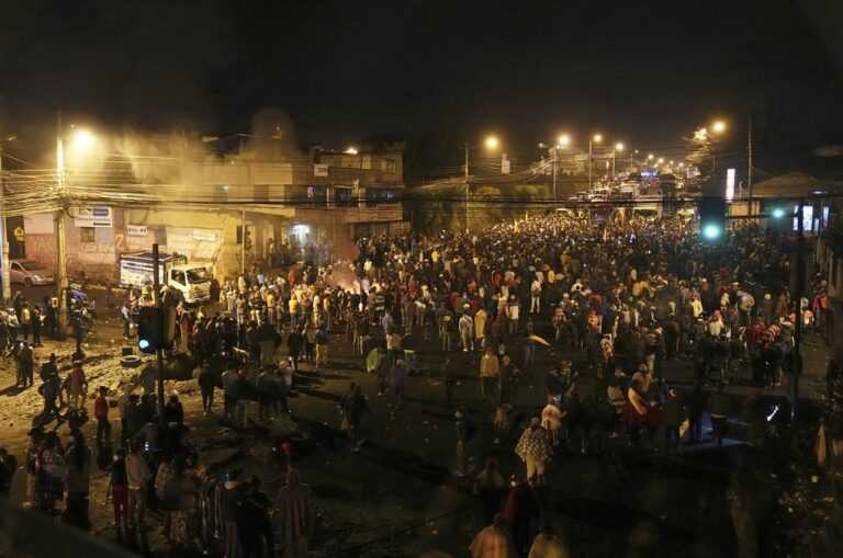 Διαδηλώσεις στον Ισημερινό: Εκατοντάδες αυτόχθονες έφθασαν στην πρωτεύουσα