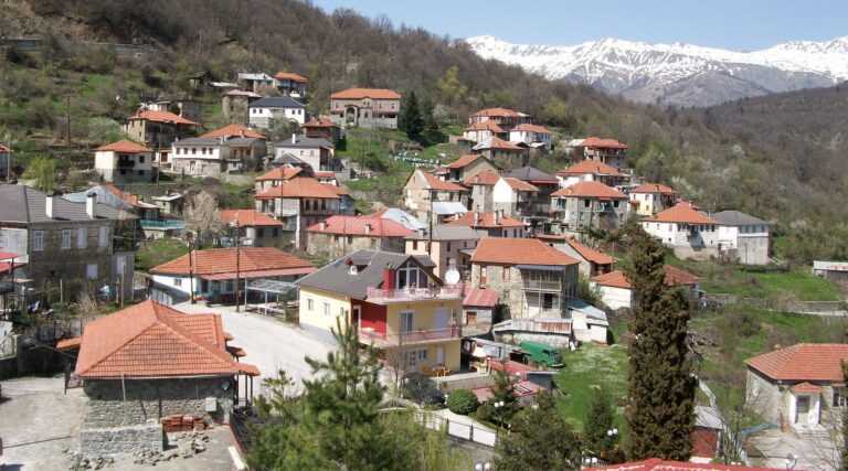 Μυστήριο σε χωριό της Ηπείρου – Οι κάτοικοι ακούν περίεργα βουητά από τα βουνά
