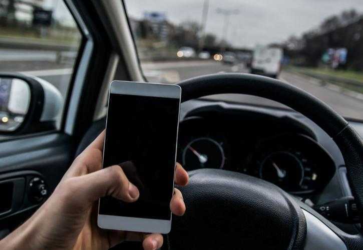 Στα κινητά δίπλωμα οδήγησης και ταυτότητα από τον Ιούλιο – Τέλος ΑΦΜ και ΑΜΚΑ