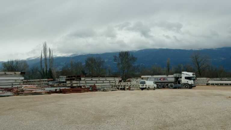 Σπ.Ριζόπουλος: «Πουλήστε τα παλιοσίδερα κ. Καχριμάνη»