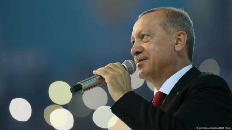 «EFES 2022»: Oι Τούρκοι εκπαιδεύονται στην απόβαση σε νησιά – Επιβλέπει από τη Σμύρνη ο Ερντογάν