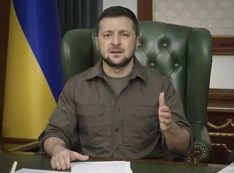 Ζελένσκι: Η Ουκρανία αναμένει ότι η Ρωσία θα «κλιμακώσει τις επιθέσεις της» ενόψει της απόφασης της ΕΕ