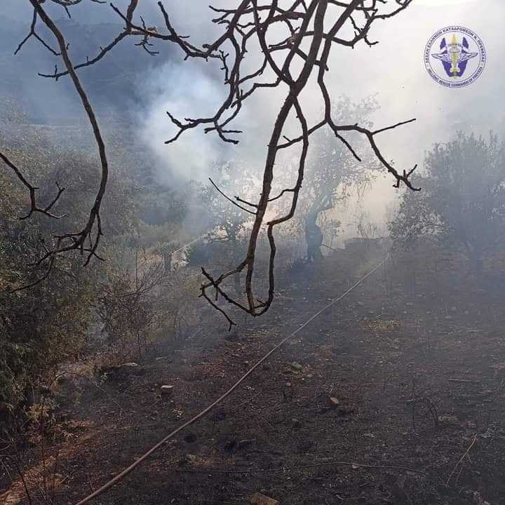 Τις πληγές τους μετρούν οι κάτοικοι της Τ.Κ Βρυσούλας, από την μεγάλη φωτιά που εκδηλώθηκε στον οικισμό