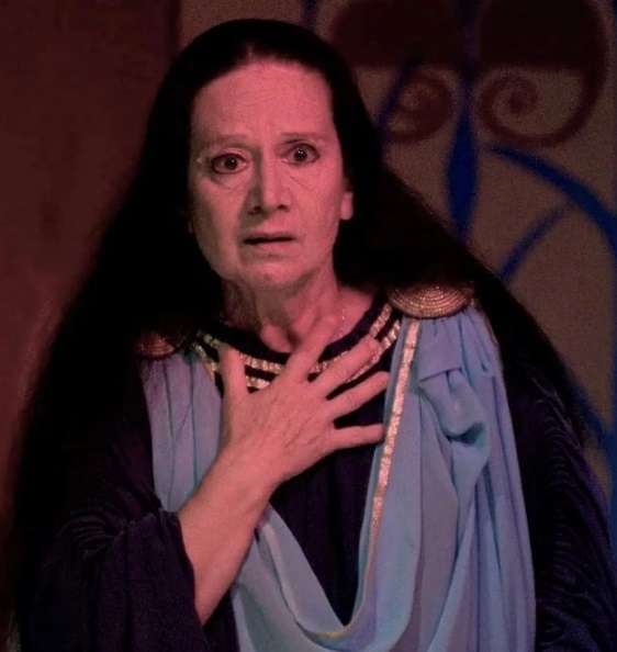 «Έφυγε» από τη ζωή η ηθοποιός Άννα Πολυτίμου