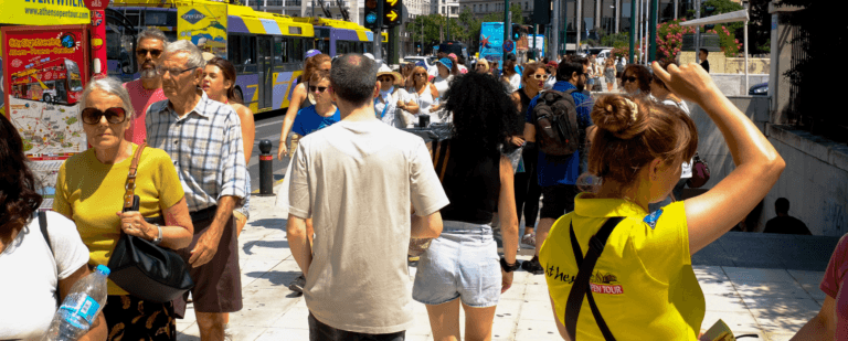 Η υποπαραλλαγή «Κένταυρος» μπορεί να φέρει νέο κύμα τον Σεπτέμβριο με 30.000 κρούσματα την ημέρα.